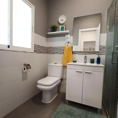 A Precioso Apartamento Independiente شقة *